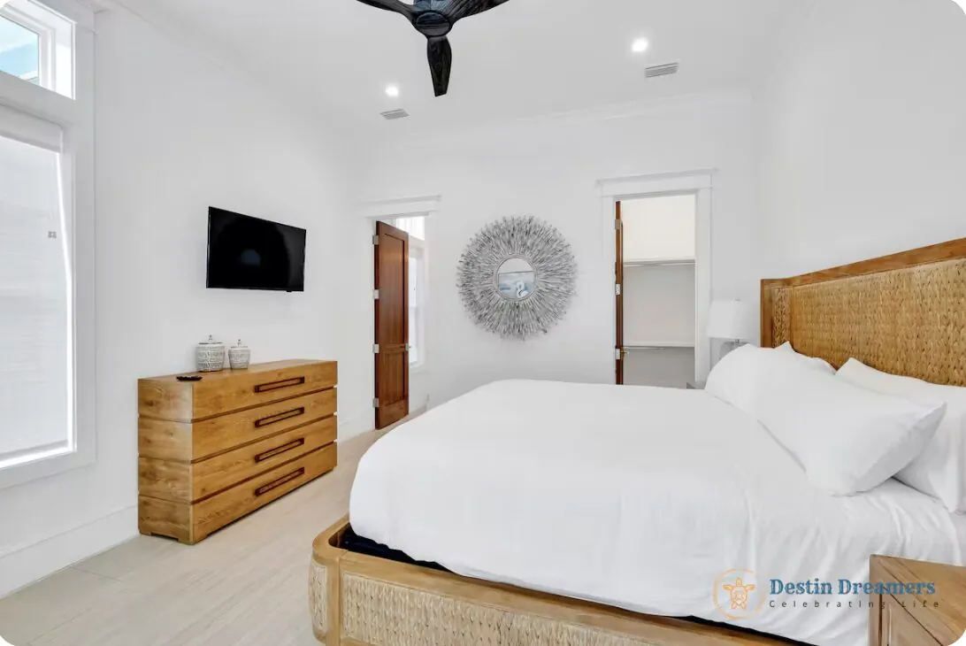 VIP bedroom with a woven headboard